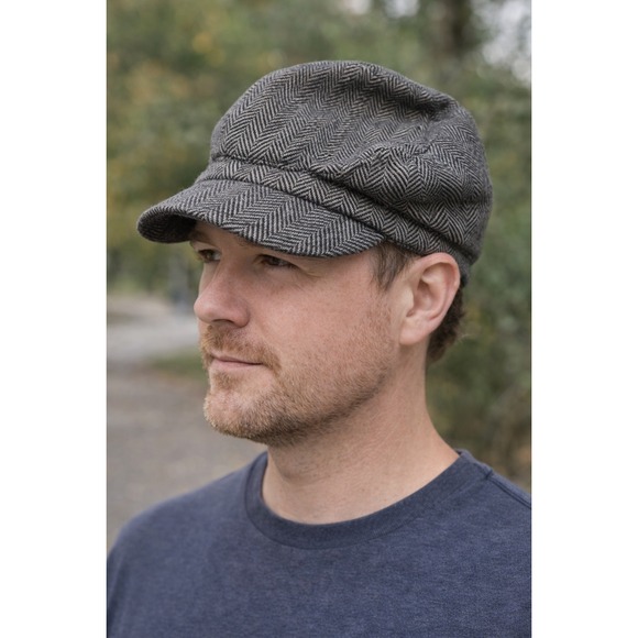 Carnaween Clothing Co. Other - Carnaween Clothing Co Mens Pure New Wool Herringbone Newsboy Cap Made in Ireland